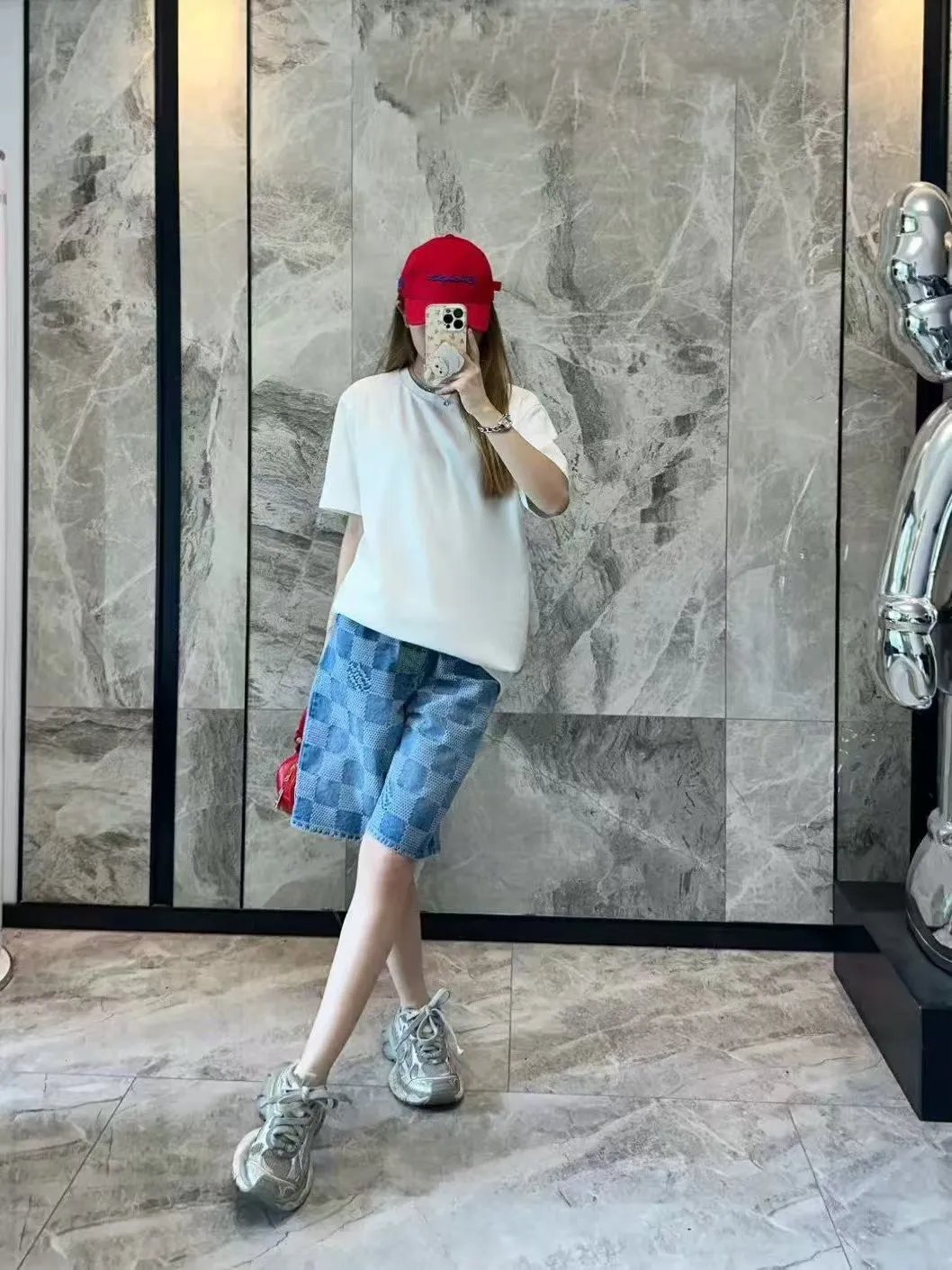 Louis Vuitton/